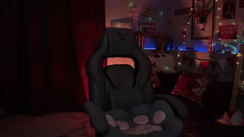 little girl who is always rightLisa online show from July 2026 01:22:01 AM