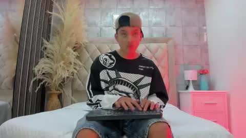 Snapshot of wesley_boyy_ chatting on May 2026 08:48:02 PM Wesley online show from May 2026 08:48:02 PM