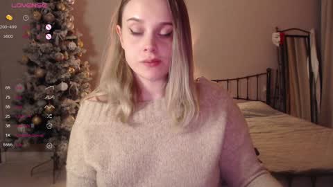 Lana online show from January 2025 07:43:01 PM