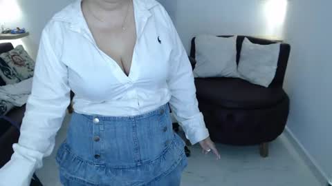 Diva online show from July 2026 10:38:02 PM