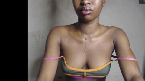 Bella online show from January 2026 07:16:01 PM