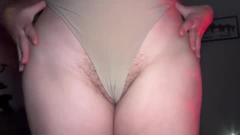 Snapshot of wet_scarlett72 chatting on April 2026 01:58:02 AM Scarlett online show from April 2026 01:58:02 AM