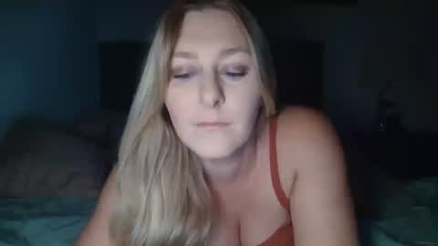 Snapshot of wet_scarlett72 chatting on June 2026 02:22:01 AM Scarlett online show from June 2026 02:22:01 AM