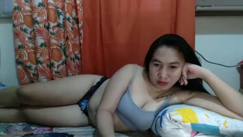 Snapshot of wetasianbelle chatting on March 2025 02:12:02 AM Belle online show from March 2025 02:12:02 AM