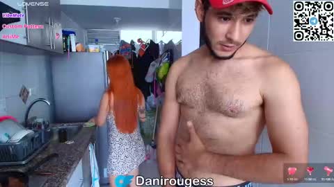 Mia and Dylan online show from October 2025 07:22:01 PM