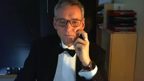 Franz online show from December 2024 01:24:02 PM