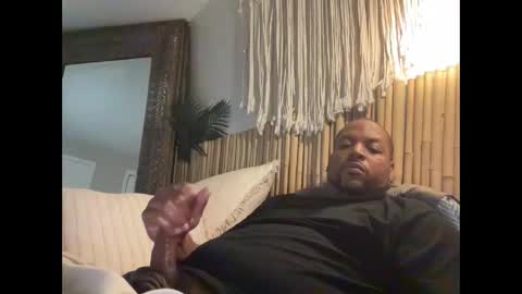 Magic johnson 313 online show from October 2025 12:17:01 PM