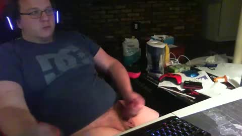 whateverdude555 online show from November 2025 11:12:02 AM