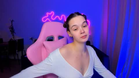 Kate online show from December 2025 12:49:02 AM