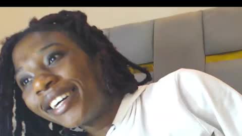 Whinebby online show from December 2025 03:23:02 AM