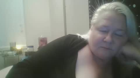 whipsnap19 online show from October 2025 11:43:01 AM