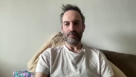 Snapshot of whiskylovexxx chatting on April 2026 01:15:01 PM WhiskyLove online show from April 2026 01:15:01 PM