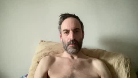 Snapshot of whiskylovexxx chatting on April 2026 01:10:02 PM WhiskyLove online show from April 2026 01:10:02 PM