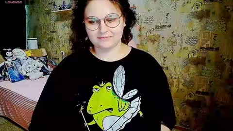 Snapshot of whisperinthedarkk chatting on September 2025 03:17:01 AM whisperinthedarkk online show from September 2025 03:17:01 AM