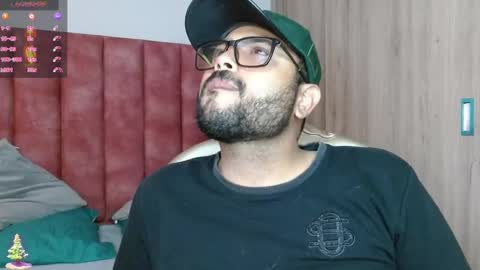 yors online show from January 2025 10:02:01 PM