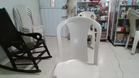 Snapshot of white_boy84723 chatting on January 2025 01:11:01 PM white boy online show from January 2025 01:11:01 PM