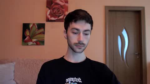 Tom online show from December 2025 12:46:02 PM