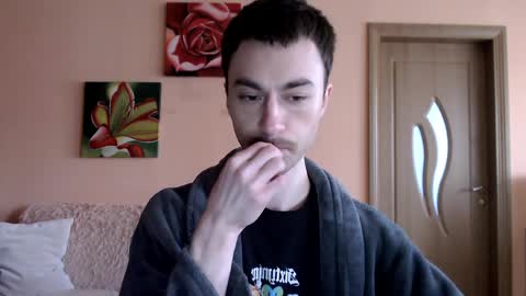 Snapshot of white_sport chatting on April 2026 10:02:01 AM Tom online show from April 2026 10:02:01 AM