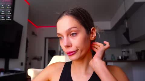 Kate  online show from November 2025 06:11:02 AM