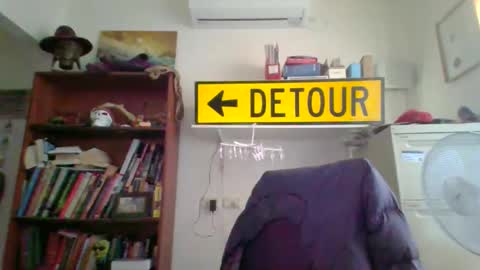 whiteboomer online show from January 2026 07:57:02 AM