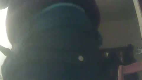 Snapshot of whiteduke81 chatting on December 2024 06:20:02 PM Whiteduke online show from December 2024 06:20:02 PM