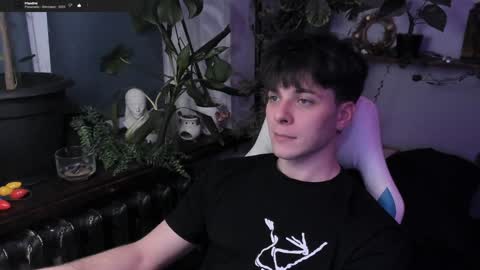 Snapshot of whiteegrimm chatting on January 2025 07:38:01 PM Gus online show from January 2025 07:38:01 PM