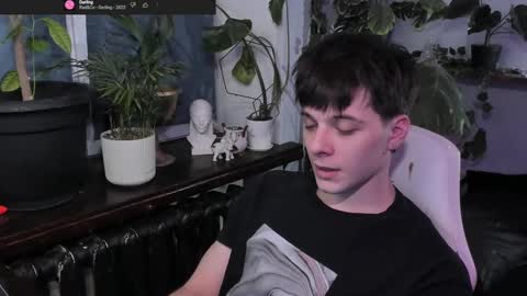 Snapshot of whiteegrimm chatting on February 2025 07:03:01 PM Gus online show from February 2025 07:03:01 PM