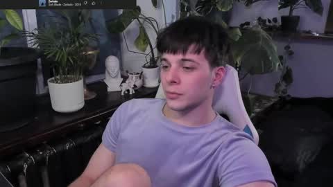 Snapshot of whiteegrimm chatting on February 2025 07:25:02 PM Gus online show from February 2025 07:25:02 PM