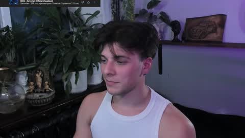 Snapshot of whiteegrimm chatting on September 2025 09:51:01 PM Gus online show from September 2025 09:51:01 PM