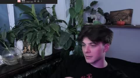 Snapshot of whiteegrimm chatting on October 2025 11:07:01 PM Gus online show from October 2025 11:07:01 PM