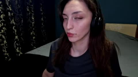 Snapshot of whitleyscianna chatting on April 2026 03:51:01 PM Cindy online show from April 2026 03:51:01 PM