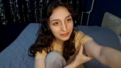 Snapshot of whitleyscianna chatting on April 2026 06:10:01 PM Cindy online show from April 2026 06:10:01 PM