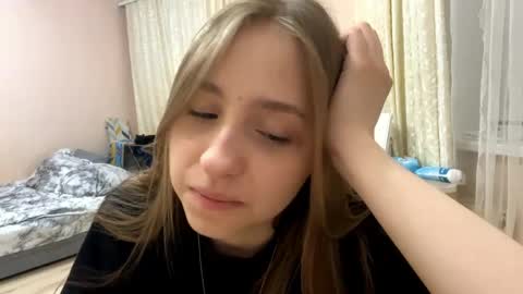 Vicky online show from April 2026 06:19:02 PM