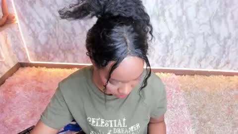 Snapshot of whitneyyfox chatting on March 2025 03:12:02 AM whitneyyfox online show from March 2025 03:12:02 AM