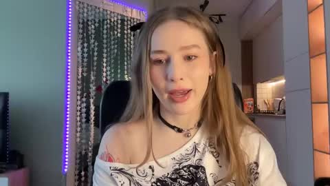 Alisa online show from January 2025 07:05:01 AM