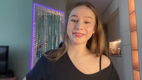 Alisa online show from January 2025 07:07:02 AM