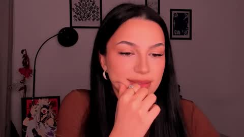 Snapshot of whoislulu chatting on September 2025 10:33:02 PM whoislulu online show from September 2025 10:33:02 PM