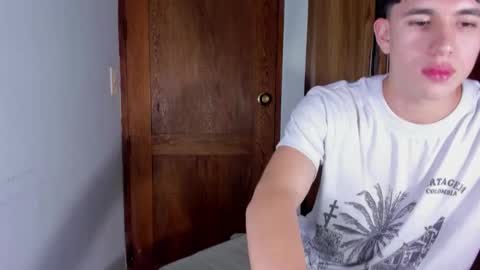 whos_he online show from January 2026 10:15:02 PM