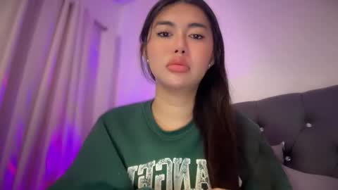 Snapshot of whoss_sofia chatting on January 2026 07:19:02 PM Sofia online show from January 2026 07:19:02 PM
