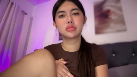 Snapshot of whoss_sofia chatting on January 2026 09:35:02 AM Sofia online show from January 2026 09:35:02 AM