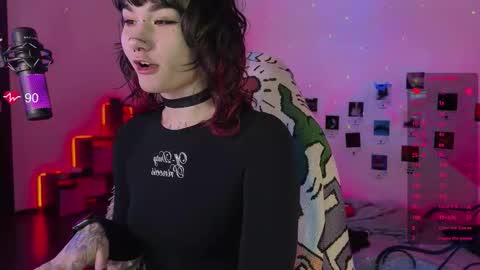 iggy iggz online show from October 2025 01:28:01 AM