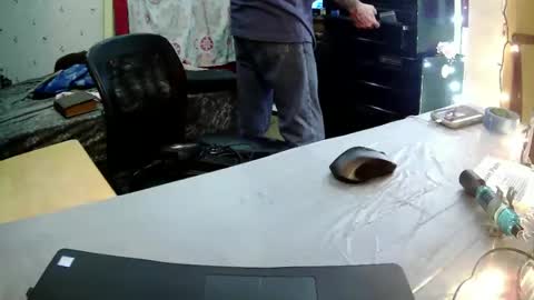 Wichita Wes online show from November 2025 09:15:01 AM