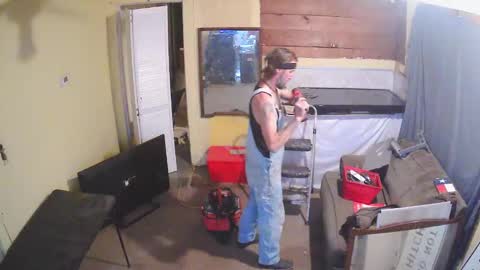 Wichita Wes online show from November 2025 04:06:02 AM