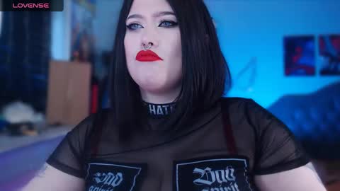 Laura  online show from January 2025 12:47:02 PM