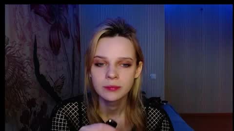 Snapshot of wicky_hey chatting on October 2025 08:48:02 PM Victoria online show from October 2025 08:48:02 PM