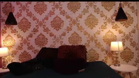 sussy online show from December 2024 07:57:02 PM