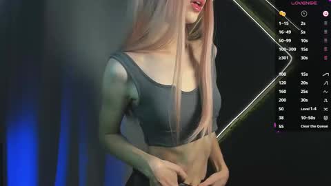 wild_chery online show from October 2025 07:00:01 PM