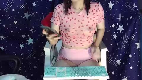 Snapshot of wild_pussy4u chatting on March 2026 05:55:01 AM wild_pussy4u online show from March 2026 05:55:01 AM
