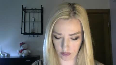 Alina online show from January 2025 08:01:01 AM