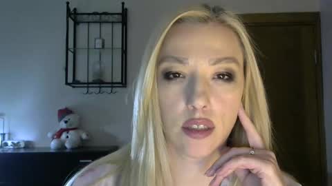 Alina online show from February 2025 02:37:01 PM